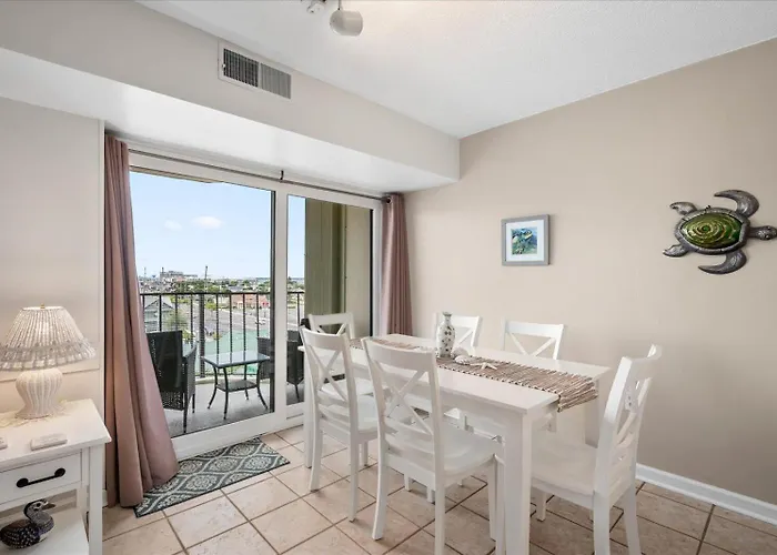 Beautiful 1 Bedroom In 9400 Building With Side Ocean Views! Ocean Stadt