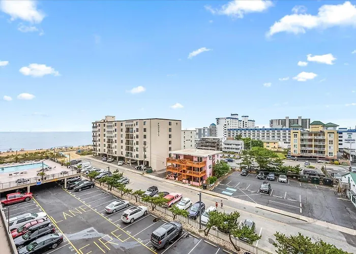 Beautiful 1 Bedroom In 9400 Building With Side Ocean Views! Ferienhaus Ocean Stadt