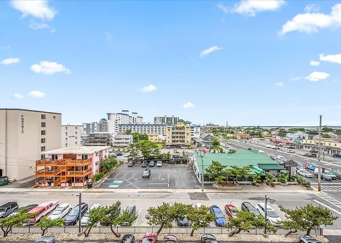 Ferienhaus Beautiful 1 Bedroom In 9400 Building With Side Ocean Views!