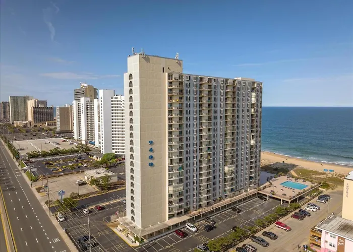 Beautiful 1 Bedroom In 9400 Building With Side Ocean Views! Ferienhaus *