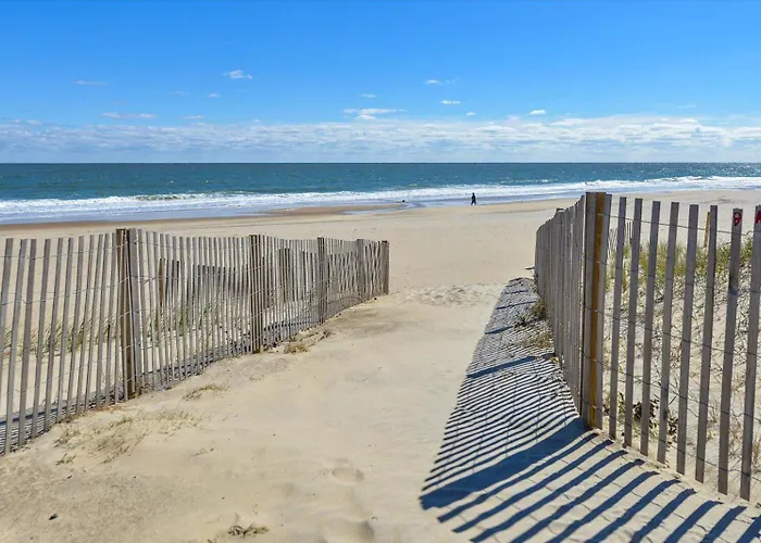 Ferienhaus Beautiful 1 Bedroom In 9400 Building With Side Ocean Views! Ocean Stadt