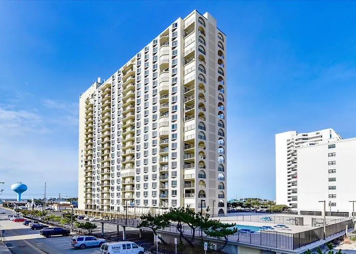 Ferienhaus Beautiful 1 Bedroom In 9400 Building With Side Ocean Views! Ocean Stadt